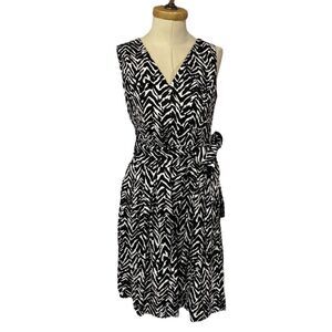 Lauren Ralph Lauren Surplice Neck Belted Cotton Sleeveless Dress Black / White 8